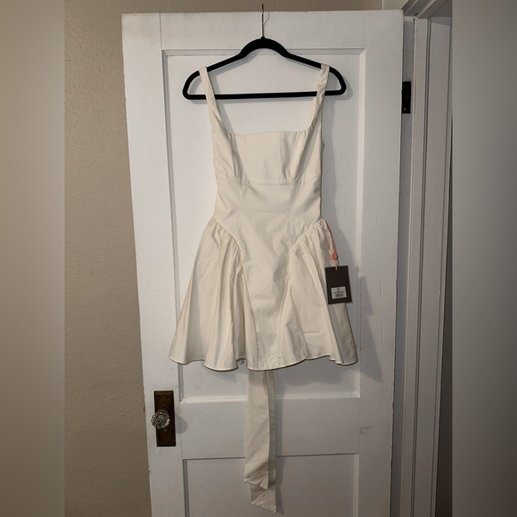 House of CB - Florianne Ivory Bow Mini Dress - Picture 6 of 9